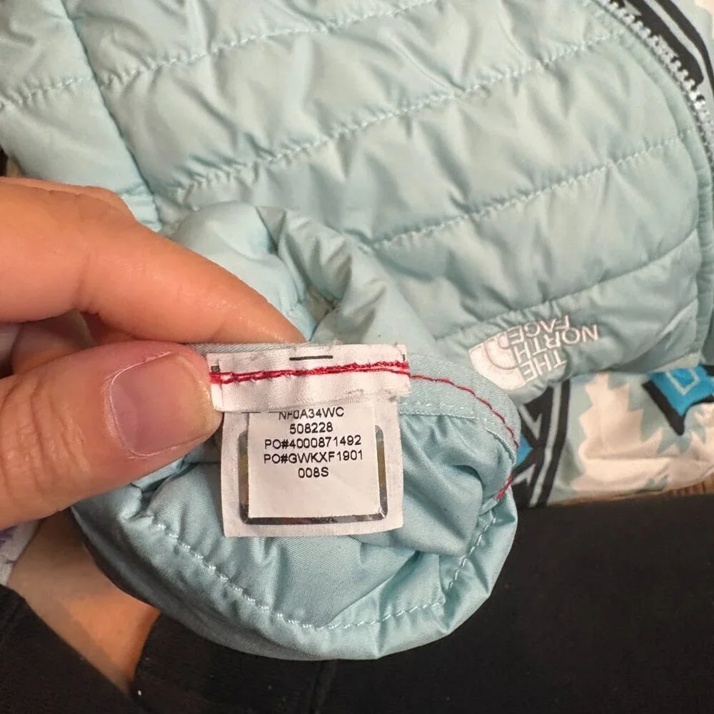 The North Face reversible patterned winter coat - Picture 7 of 7